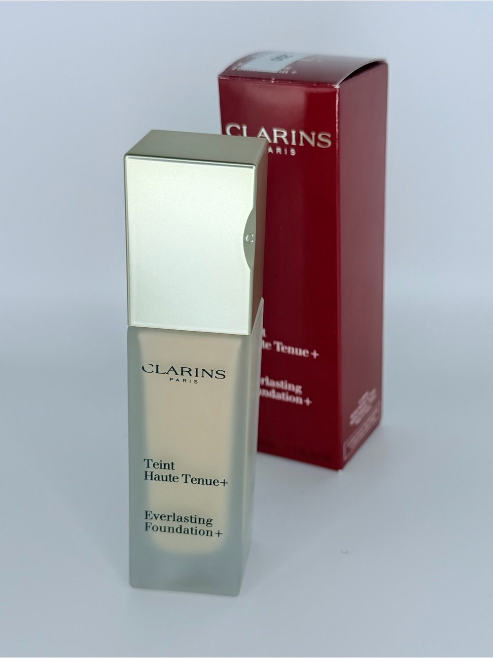 Clarins Everlasting Foundation+ - Sand 108